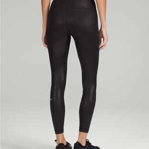 Lululemon Wunder Train High-Rise Tight 25" *Foil
Radiate Foil Print Black
